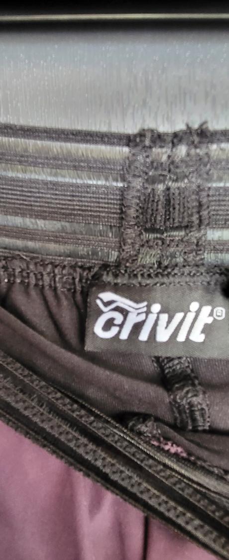 Bežecké šortky so všitými spodnými kraťasmi, crivit,42