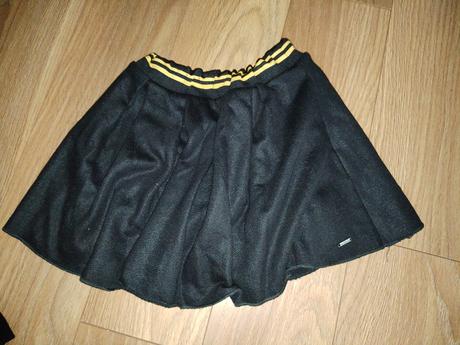 Dievčenská sukňa, 152