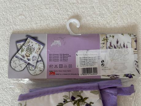 Nové kuchynské rukavice, 