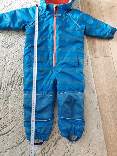 Overal na zimu, tchibo,86