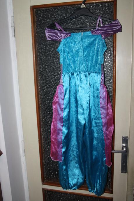 Kostym 1000 a jedna noc, 