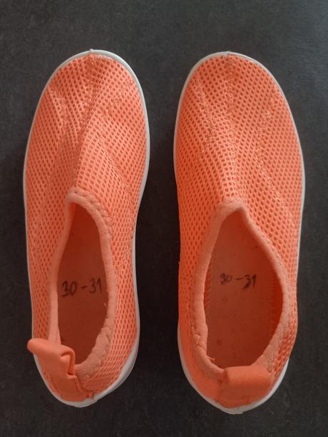 Topánky na kamenistú pláž a do vody 30/31, decathlon,30