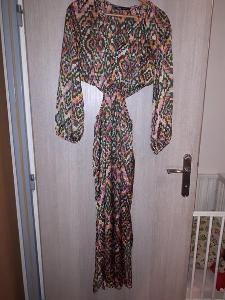 Sateno midi saty s vyrezmy zara, zara,l