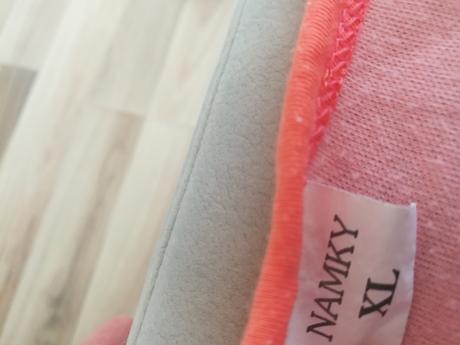 Pyzamo na kojenie plus podprsenka,