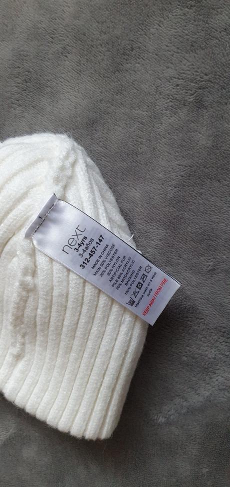 Biela čiapka  next, next,98