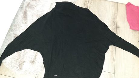 Taška plná vecí tommy hilfiger, zara, monnari, s