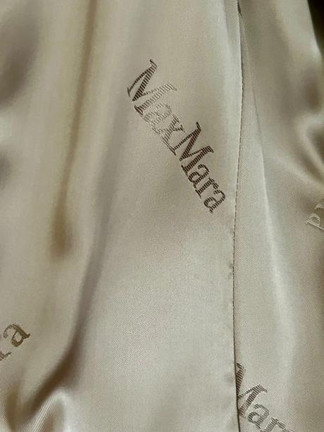 Elegantný vlnený kabát max mara č.42 a rukavice, 42