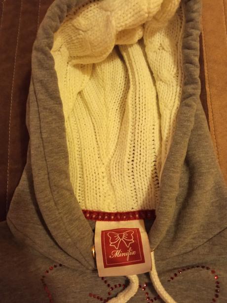 Hrubé mikinove šaty s kamienkovou mašľou, 128