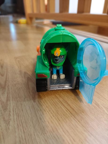 Tlapková patrola auto, 