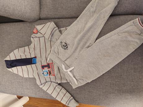 Bundička a tepláčky 12-18mes, disney,74