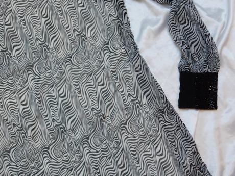 Kvalitne pekne saty na slavnost, 36