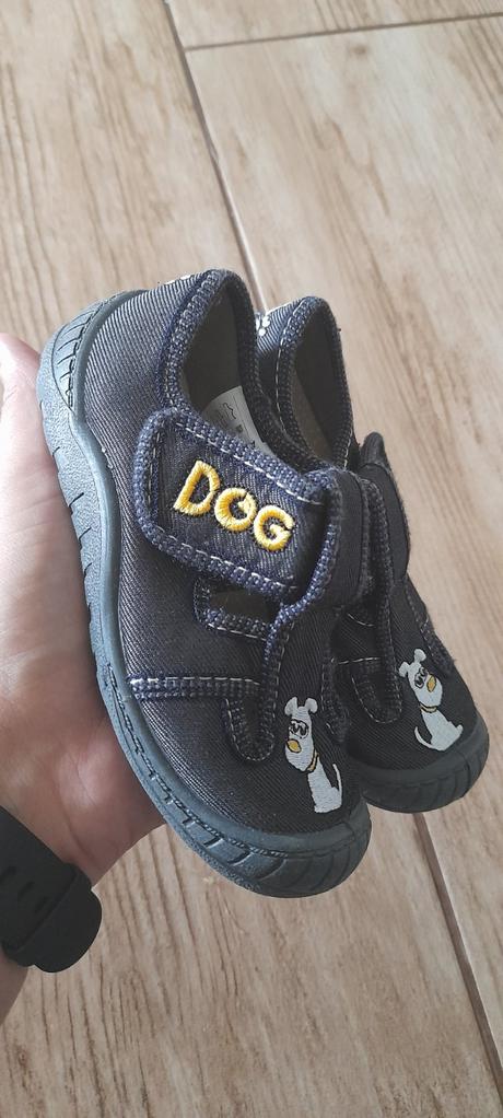 Balík topánok 25, 25