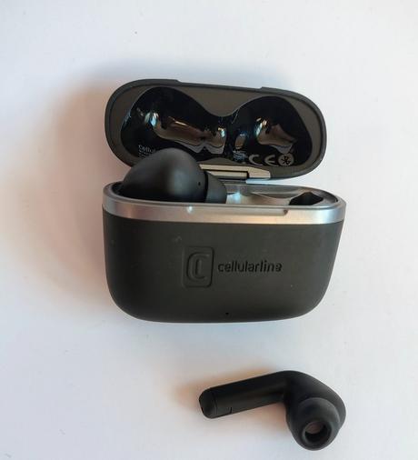 Cellularline g69, 
