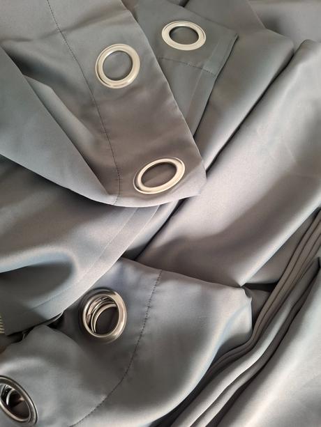 Zatemňujúce závesy, 