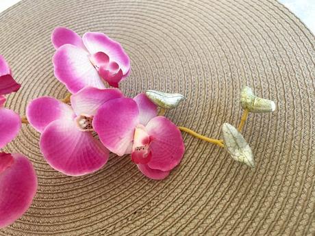 Umelá orchidea,