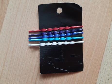 Farebné sponky do vlasov,