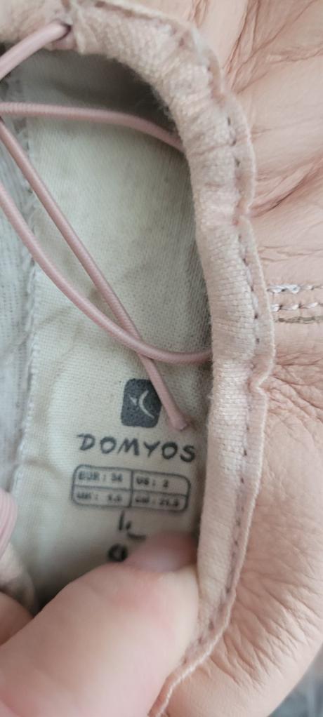 Kožené piškoty na balet, 31