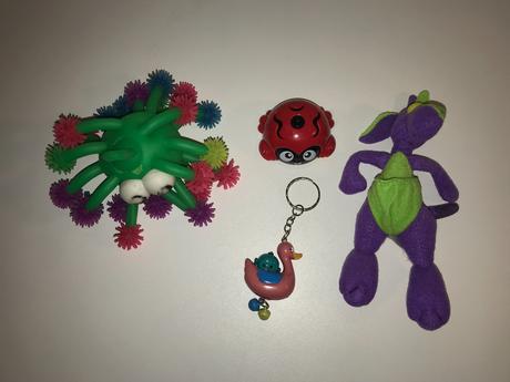 Mix hračiek - 4 ks,