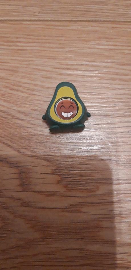 Figúrky z vajíčok, jogurtov a lízatiek, 