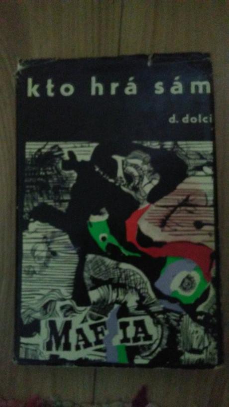 Kniha kto hrá sám, 