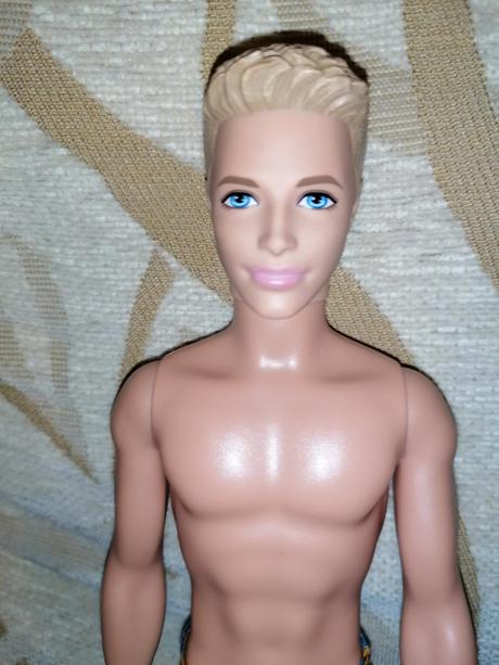 Ken pre barbie,