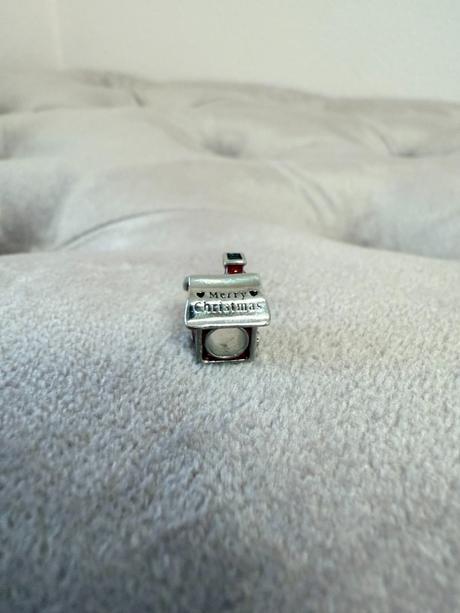 Vianočný prívesok na náramok, 