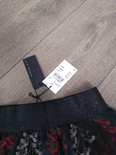 Sukňa nová, gate,36