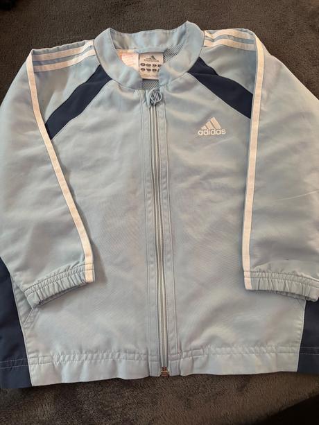 Balík chlapčenskeho oblečenia, 86–98