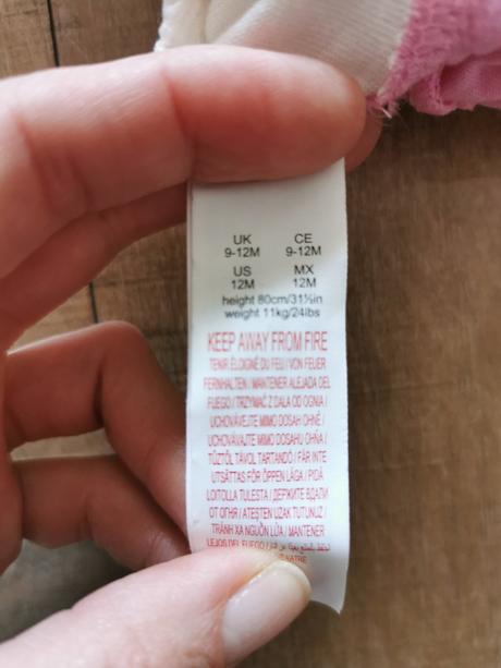 Baletkovske saty, 80 / 86