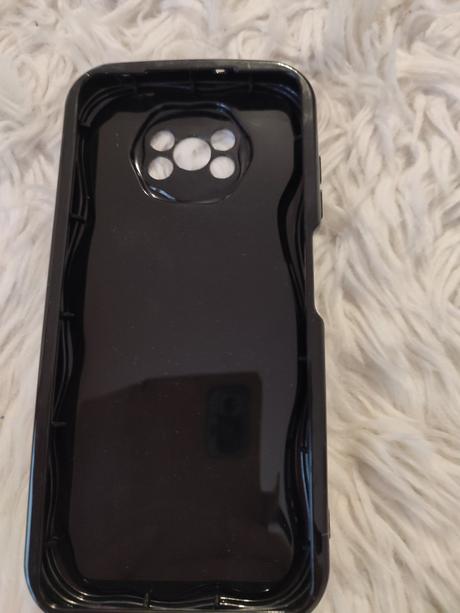 Kryt na poco x3, xiaomi