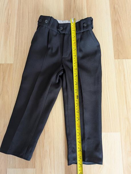 Elegantné čierne nohavice, 92