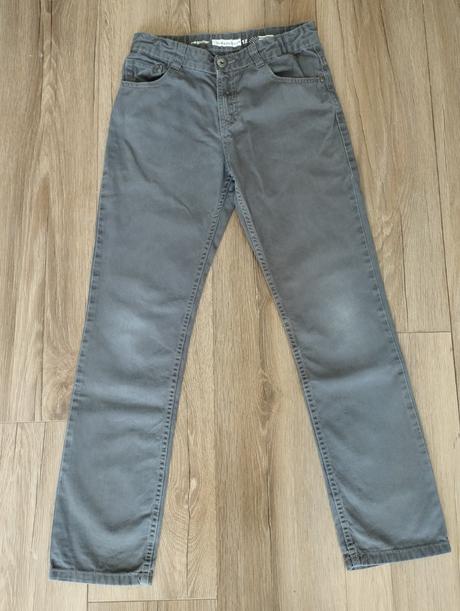 Nohavice, in extenso,152