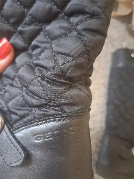 Perfektne kožené čierne čižmy číslo, geox,32