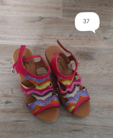 Sandále, 37
