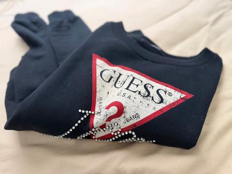 Guess mikinka, guess,s