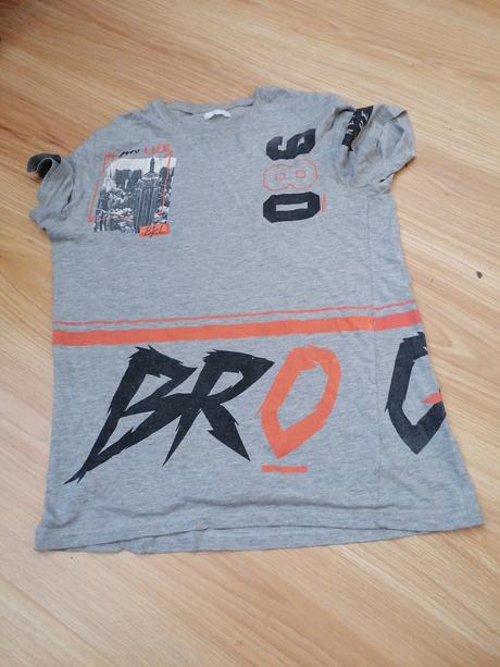 6 tričiek - cena spolu, 158