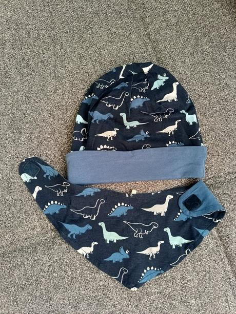 Čiapka s nákrčníkom, tchibo,134