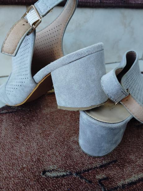 Sivé sandále veľ.37, 37