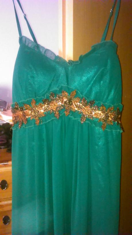 Spolocenske saty, 48