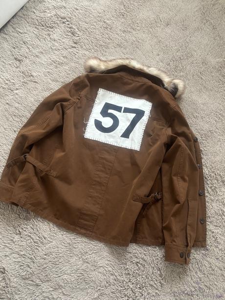 Hugo boss bunda s kozusinou, hugo boss,l