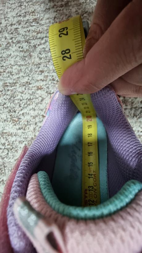 Skechers, skechers,33