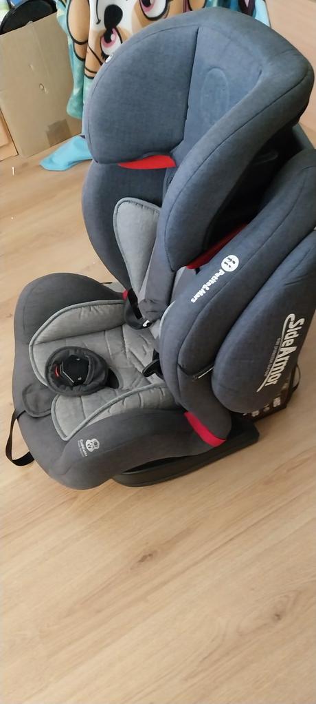 Autosedacka 9-18 kg, petite&mars