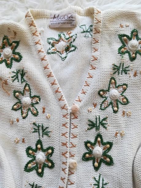 Vyšívaný svetrík-m, m