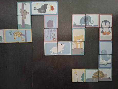 Little dutch domino puzzle zoo, 