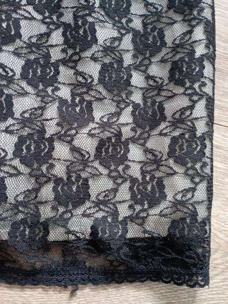 Šaty s krajkou 38/40, amaranto,m