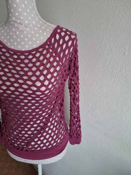 Bordový dierkovaný top 38, 38