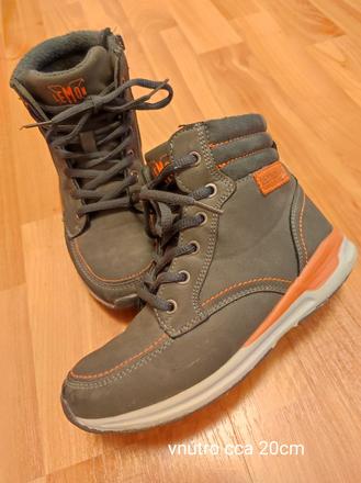 Prechodné topánky, 33