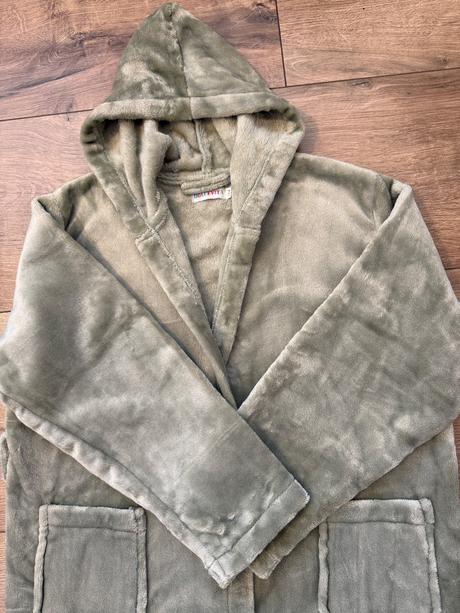 Chlapčenský župan, 164