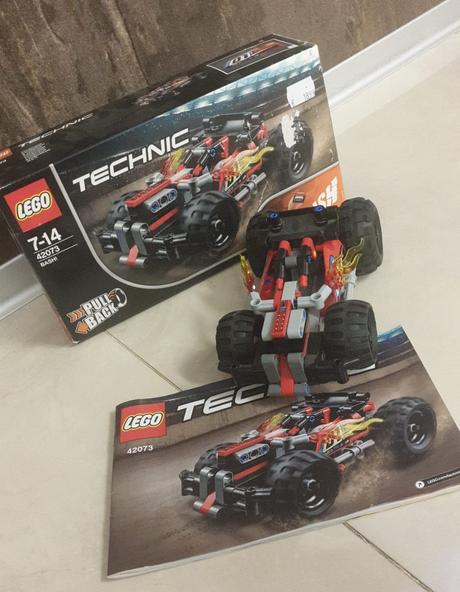 Lego technic 42073  - červená bugina  top stav, 