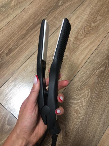 Žehlička na vlasy vega, 